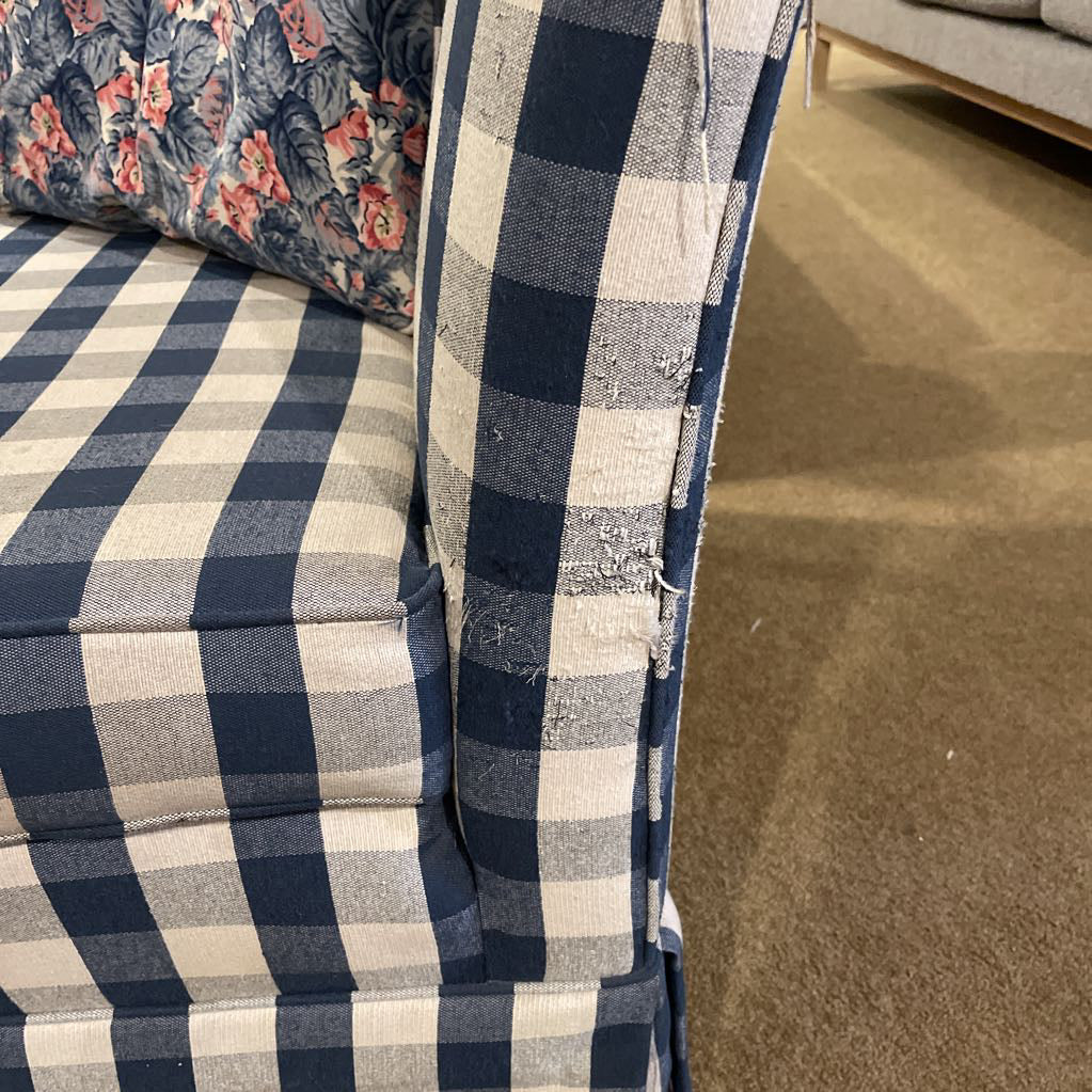 Blue Gingham Patterned Loveseat w/ Floral Pillows U SOFAS