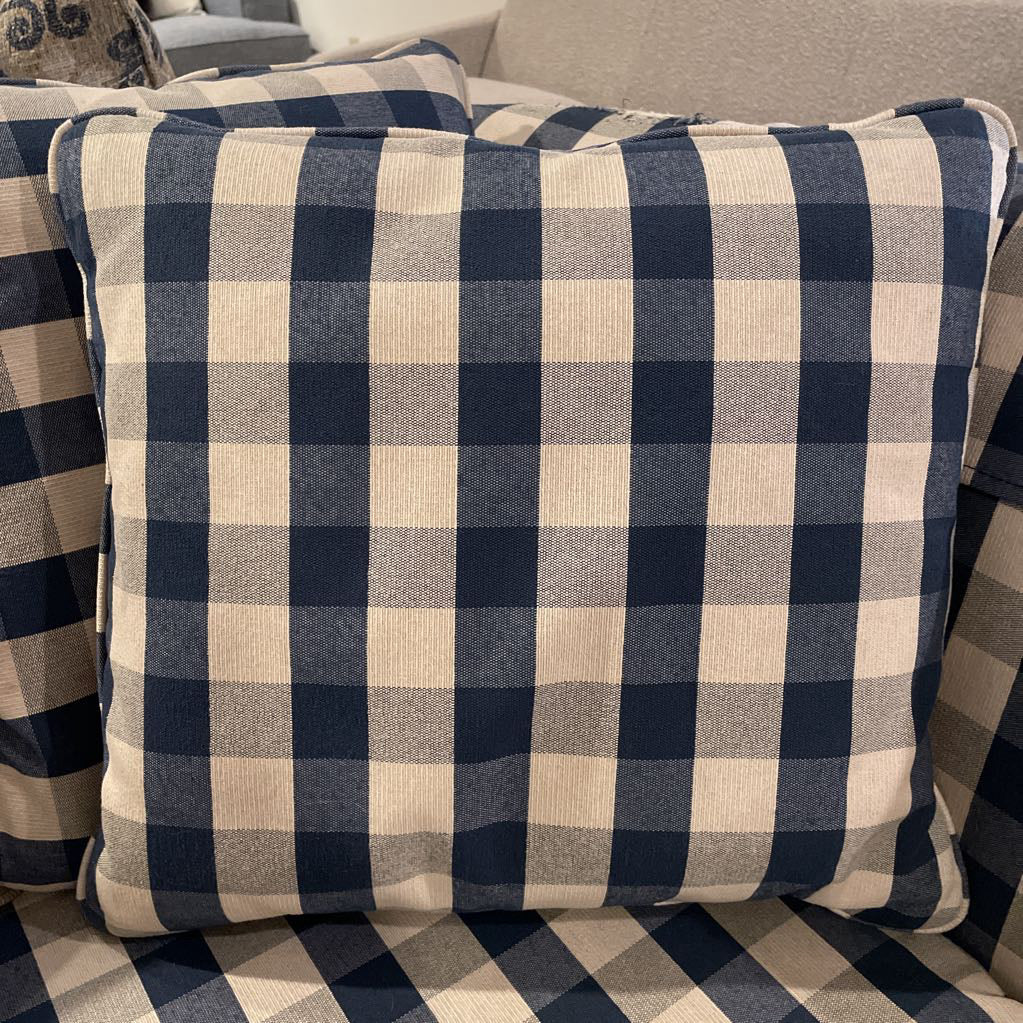 Blue Gingham Patterned Loveseat w/ Floral Pillows U SOFAS