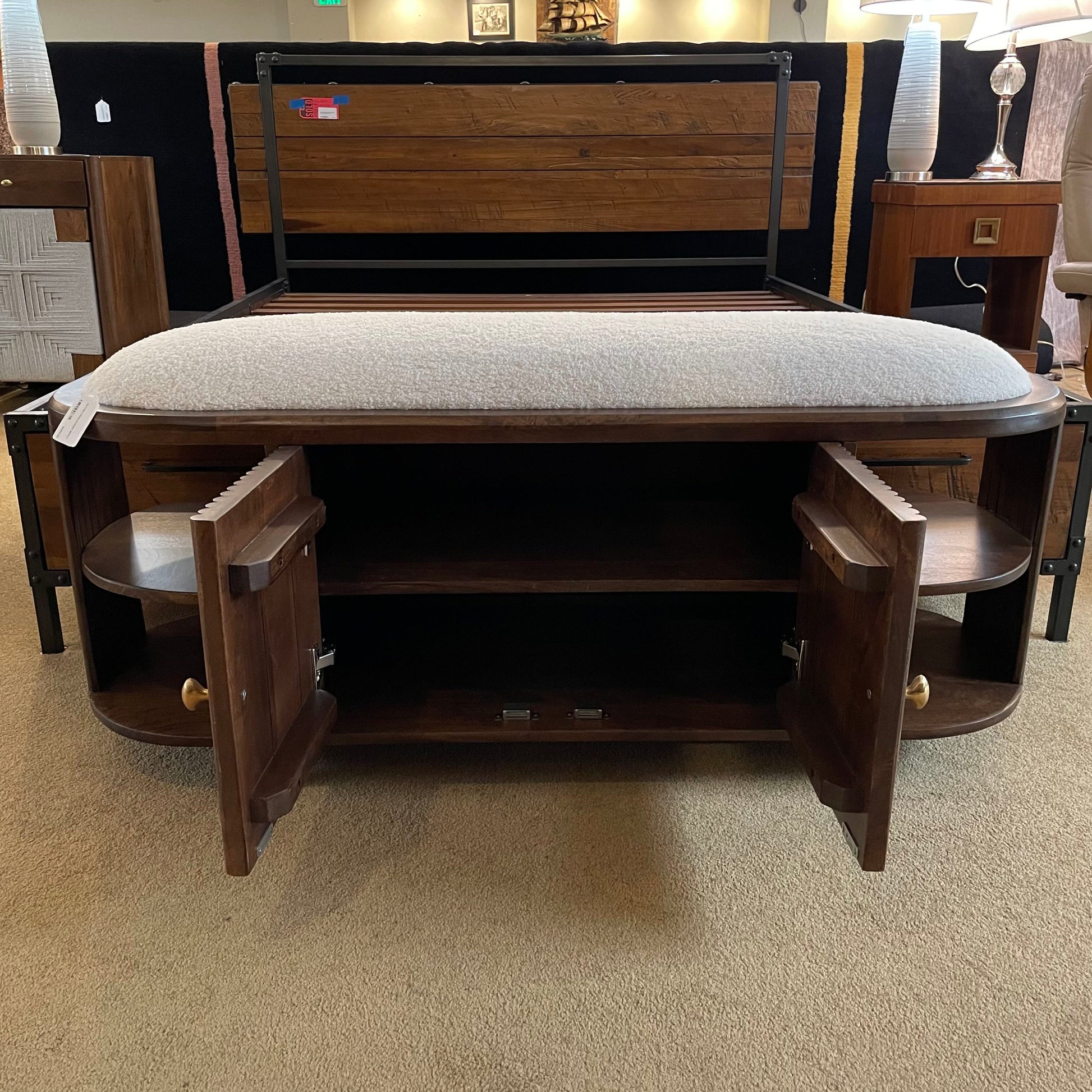 Martowne Upholstered Storage Bench C ACCENT BENCHES
