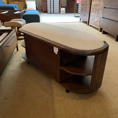 Martowne Upholstered Storage Bench C ACCENT BENCHES