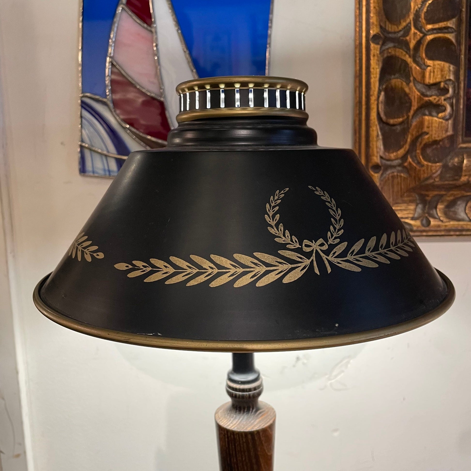 Black Shade Colonial Table Lamp LAMPS