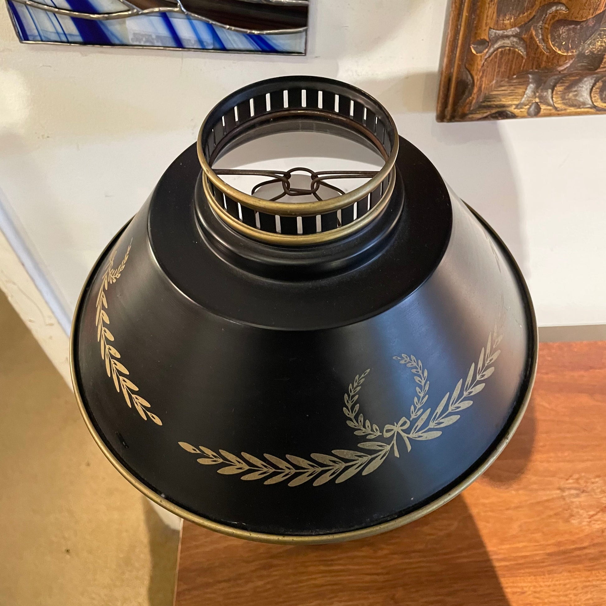 Black Shade Colonial Table Lamp LAMPS
