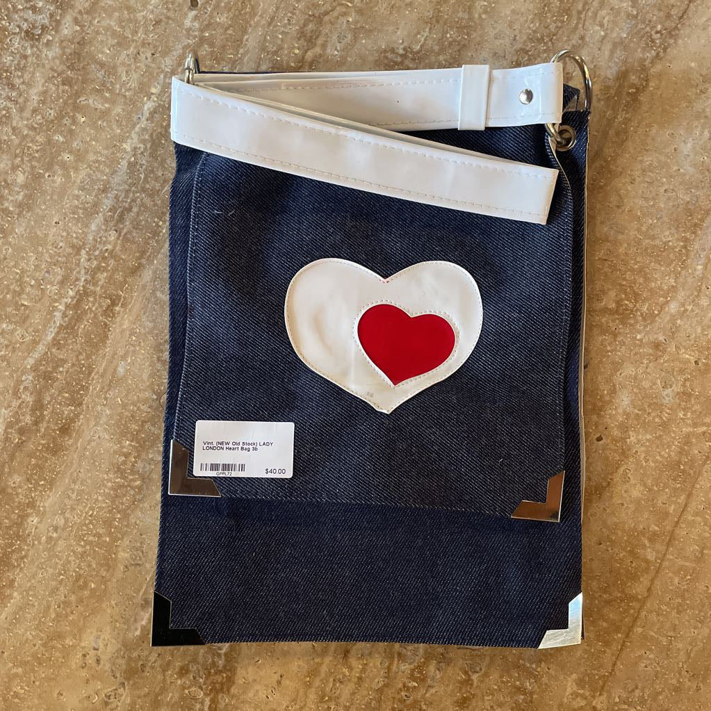 Vint. (New Old Stock) Lady London Heart Bag SMALLS