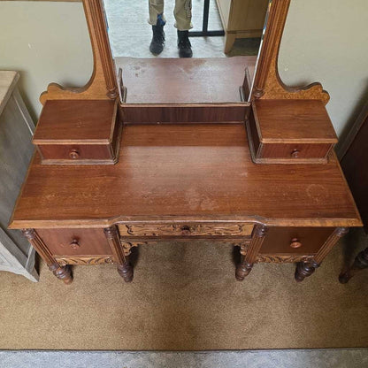 Vintage Carved Detail Vanity C VANITIES