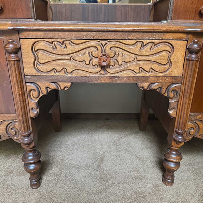 Vintage Carved Detail Vanity C VANITIES