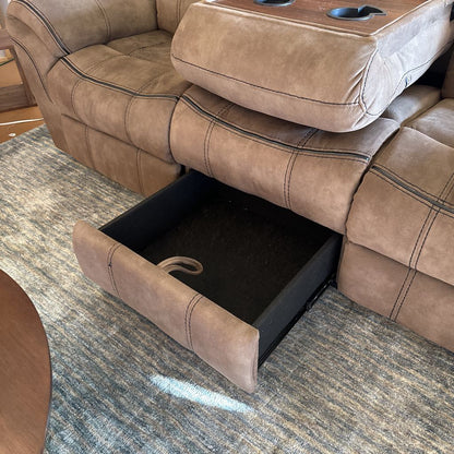 Manual 3 Seat Recliner w/ Center Console & Storage
