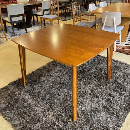 Tasmanian Blackwood Expanding Dining Table
