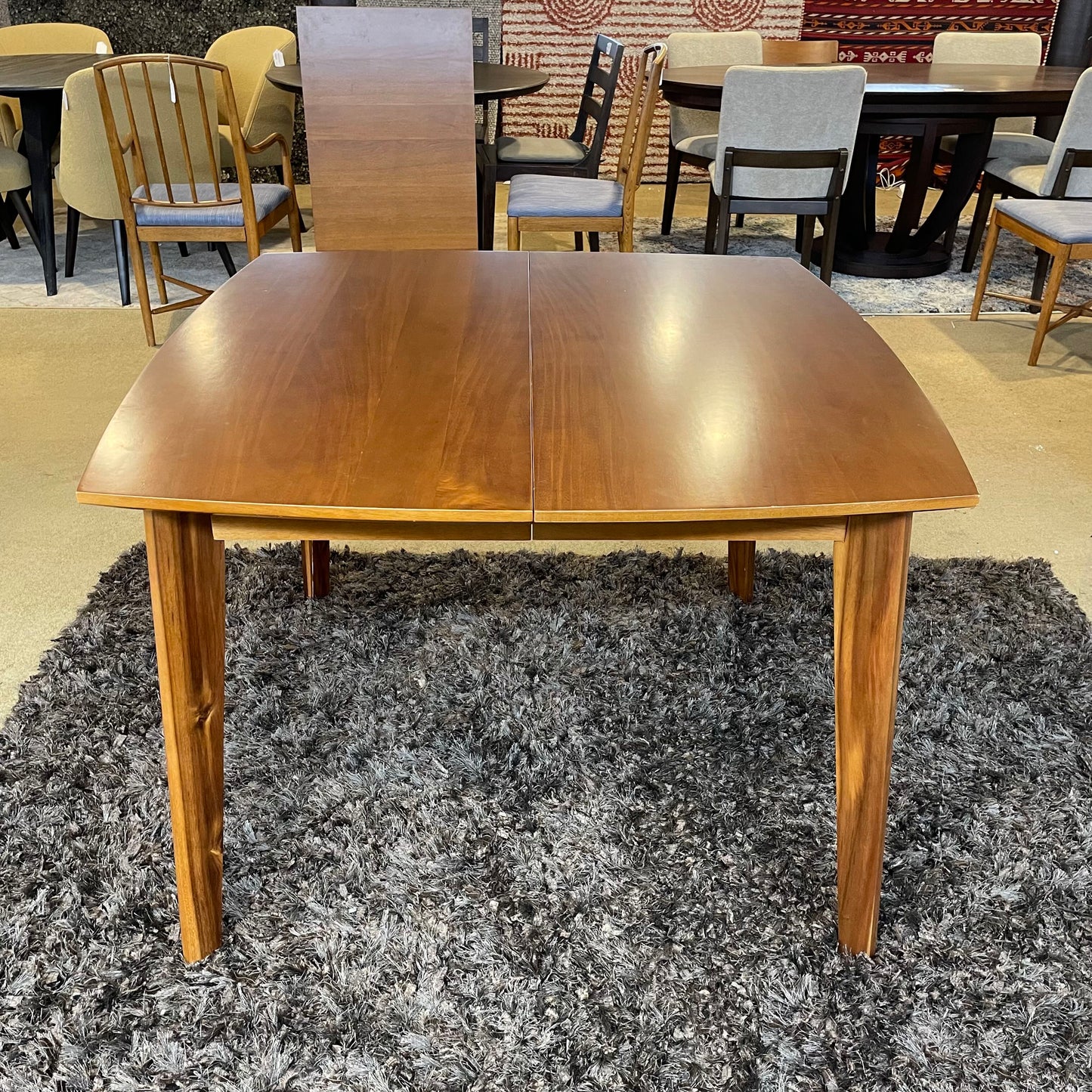 Tasmanian Blackwood Expanding Dining Table