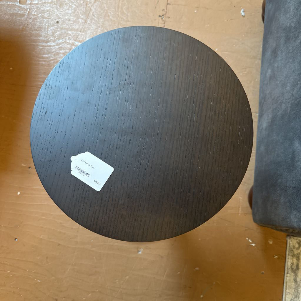 Cliff Pull Up Table C SIDE TABLES