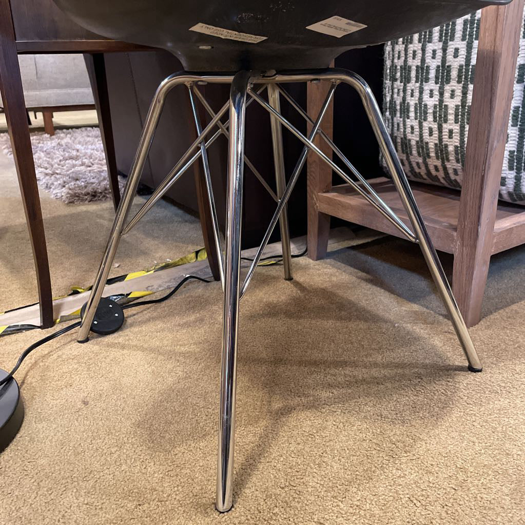 Vintage MC Black Molded Plastic & Leather Seat Dining Chair C DINING CHAIRS