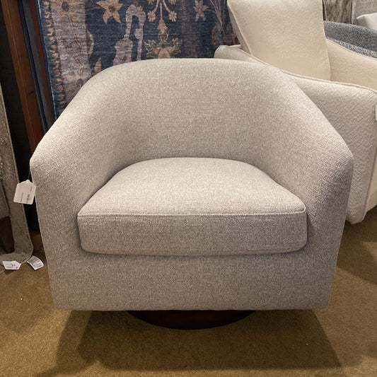 Ginger Swivel Chair