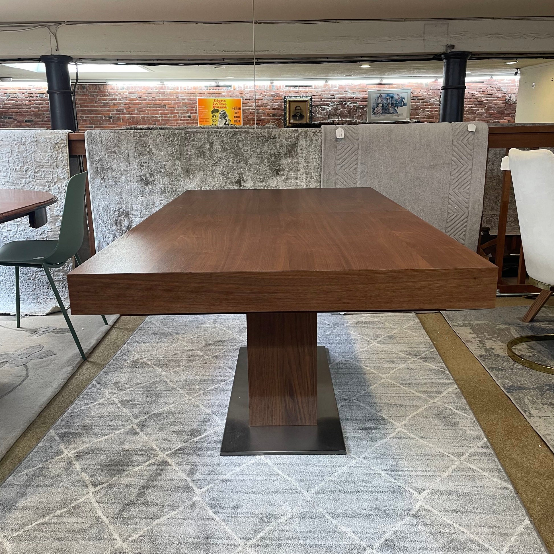 Kasala Hugo Extension Table C DINING TABLES