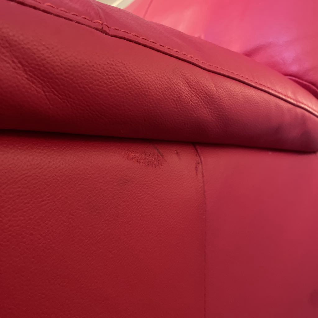 Cranberry Leather Loveseat w/ Black Feet