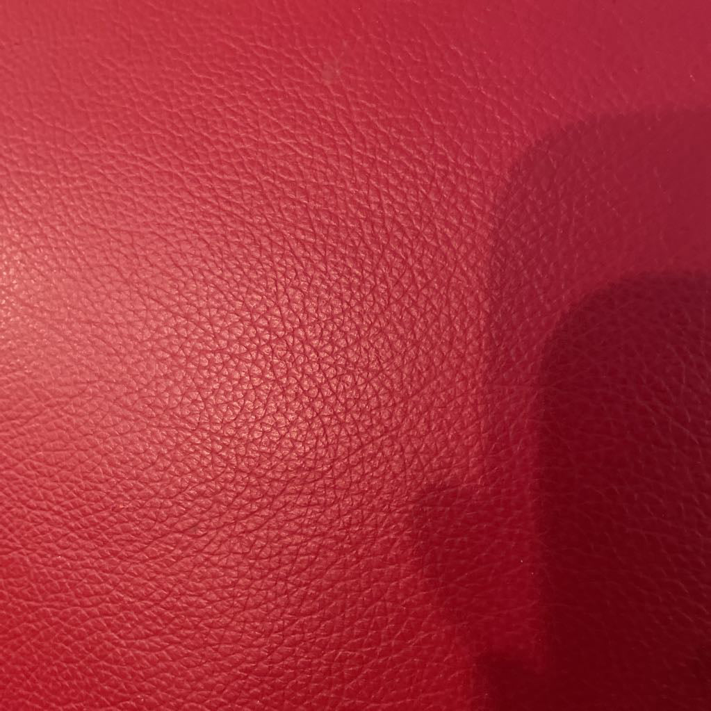 Cranberry Leather Loveseat w/ Black Feet
