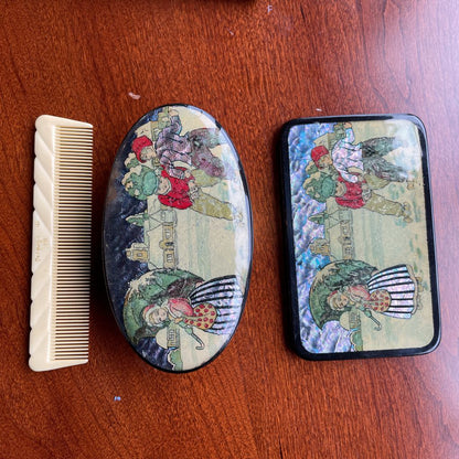 Vintage Grooming Kit with Dutch Children Motifs in Box UNIQUE FINDS