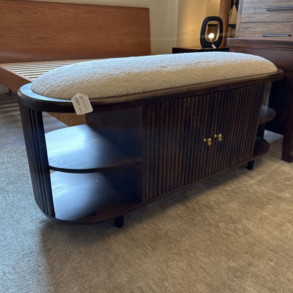Martowne Upholstered Storage Bench C ACCENT BENCHES