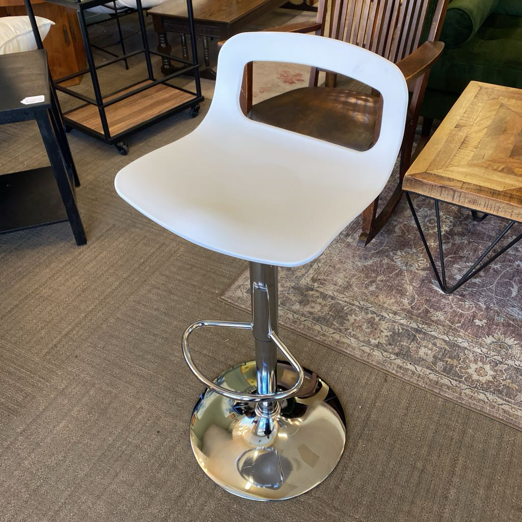 Mod White Adjustable Barstool – Ballard Consignment