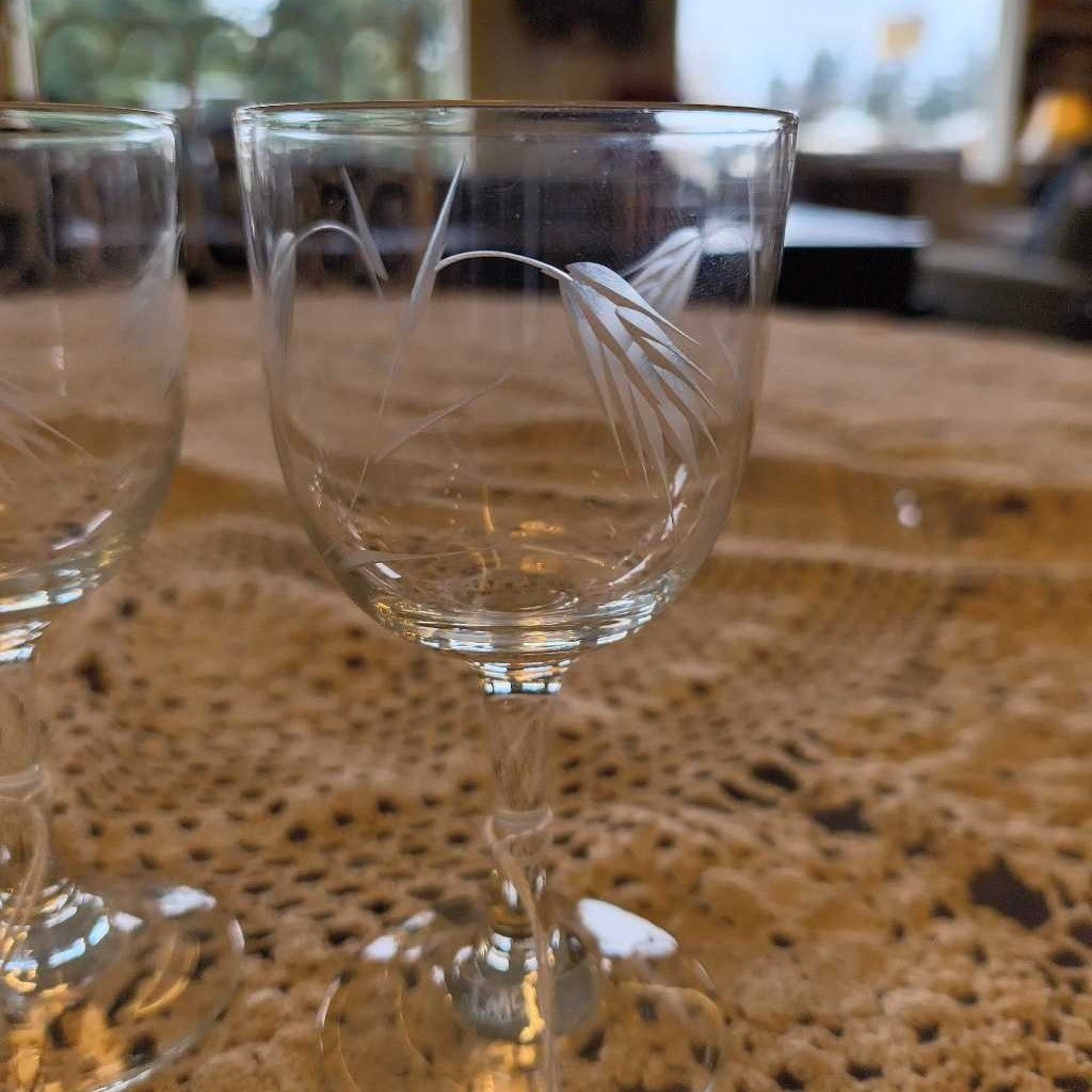 Small Etched Crystal Sherry Glasses (set of 6) SMALLS