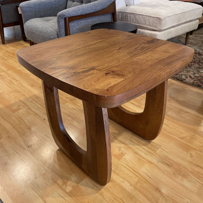 Bundi End Table