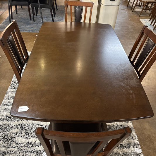 Dining Table W/ 4 Chairs C DINING TABLES