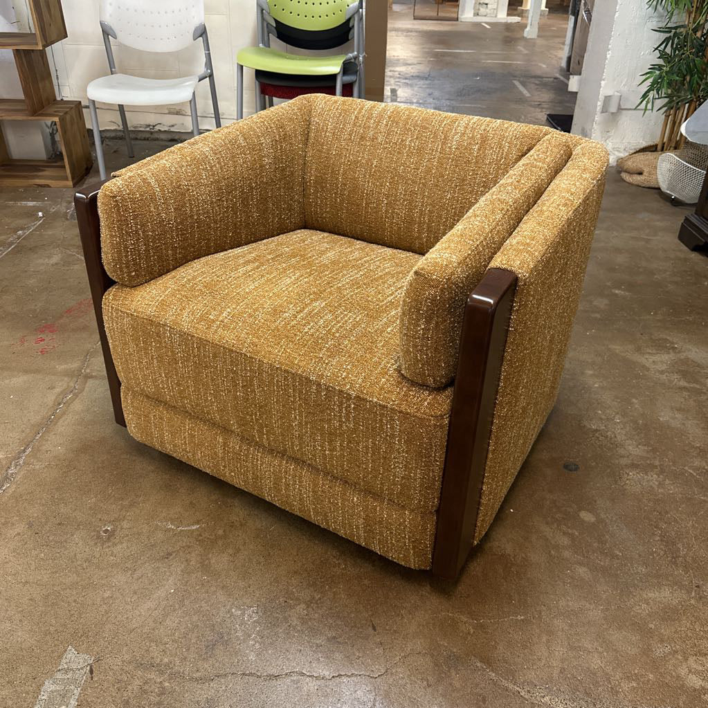 Mirim Retro Fabric Accent Chair U ACCENT CHAIRS