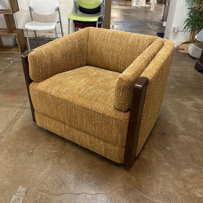 Mirim Retro Fabric Accent Chair U ACCENT CHAIRS