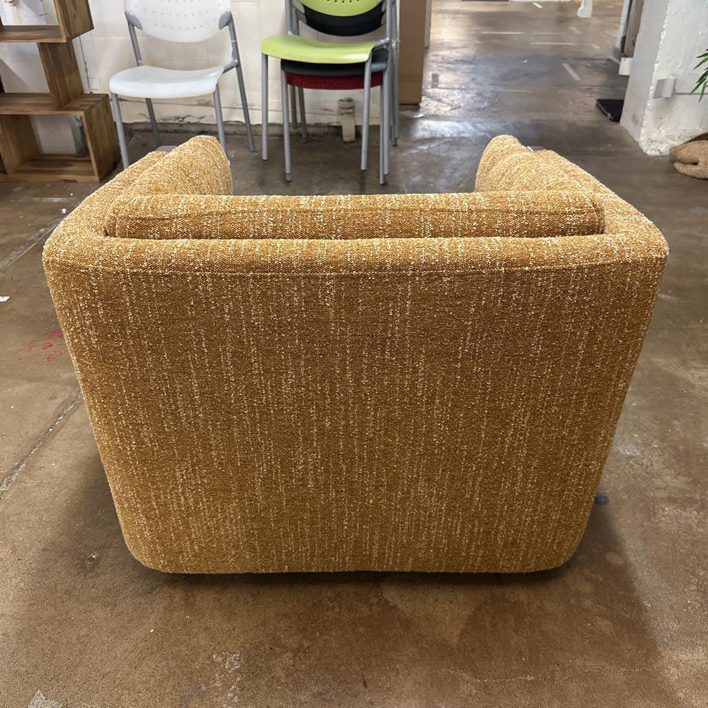 Mirim Retro Fabric Accent Chair U ACCENT CHAIRS