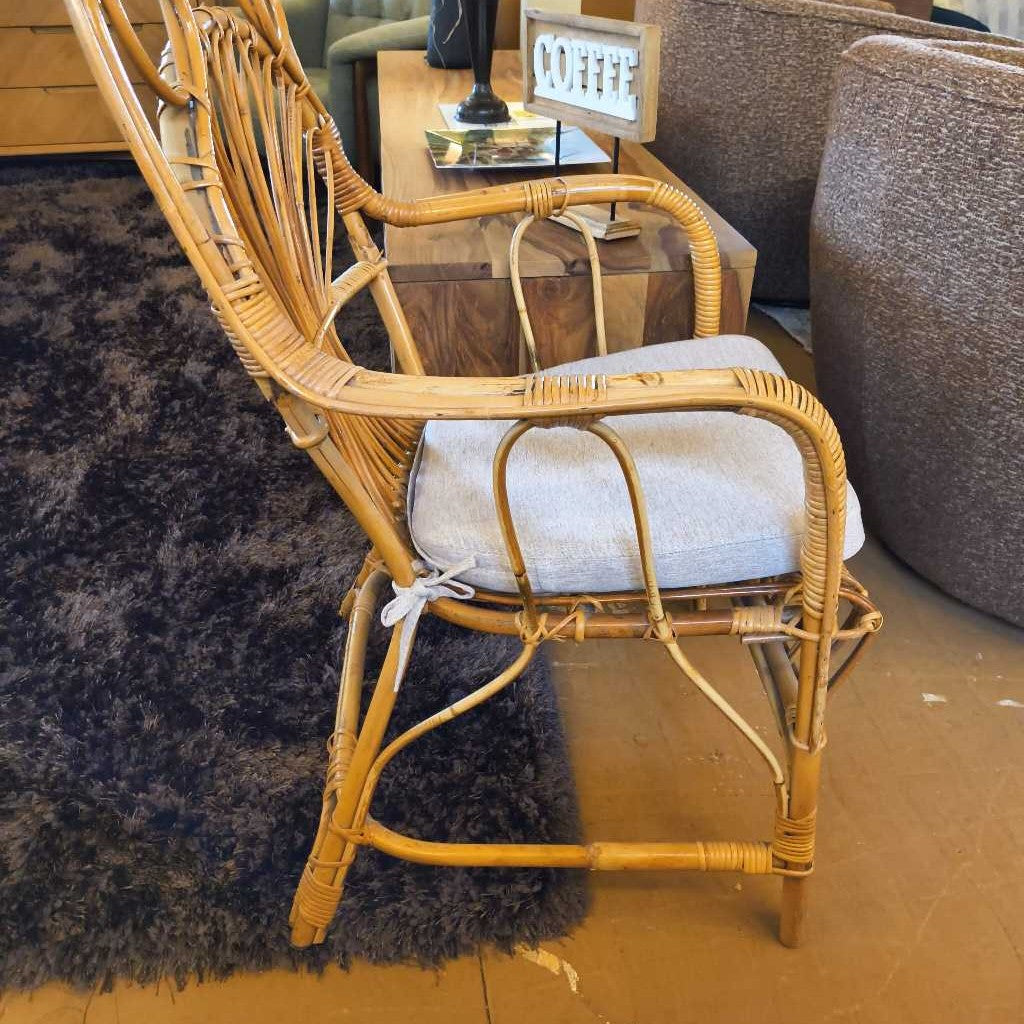 Rattan Accent Chair U ACCENT CHAIRS