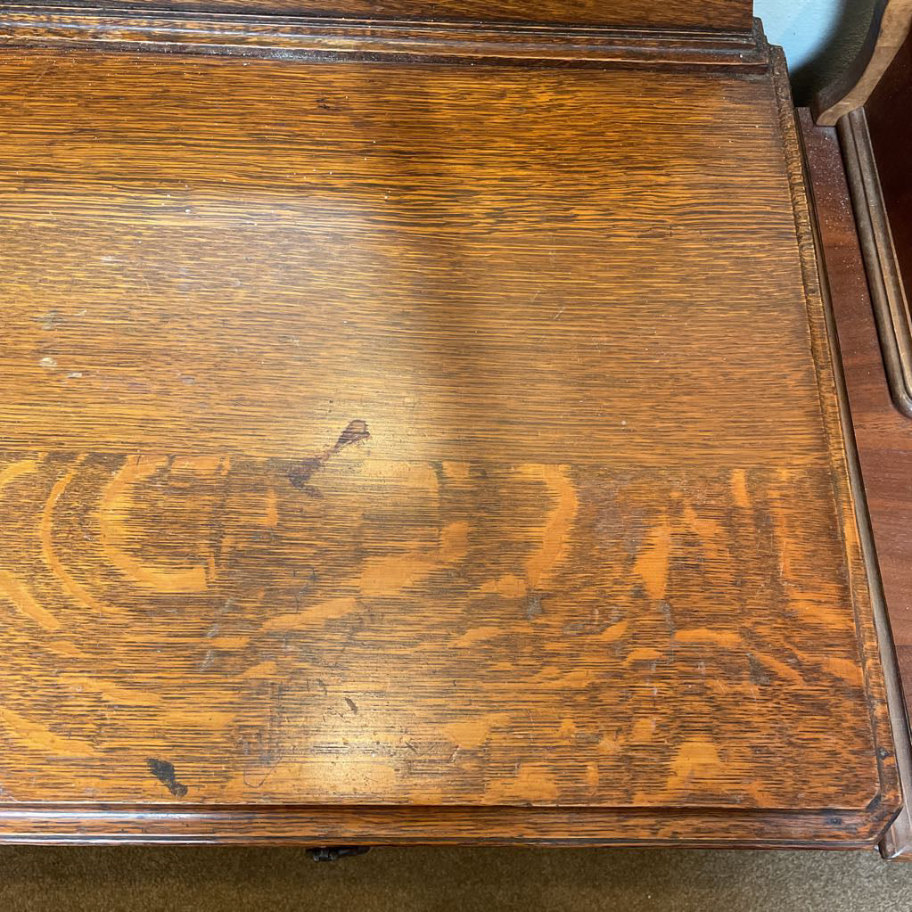 Vintage Oak 3 Drawer Trifold Mirror Vanity C VANITIES