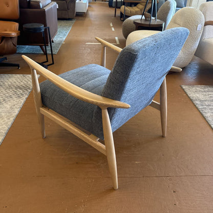 Otun Dusty Blue Accent Chair U ACCENT CHAIRS