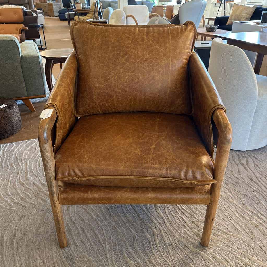 Torsten Chair U ACCENT CHAIRS