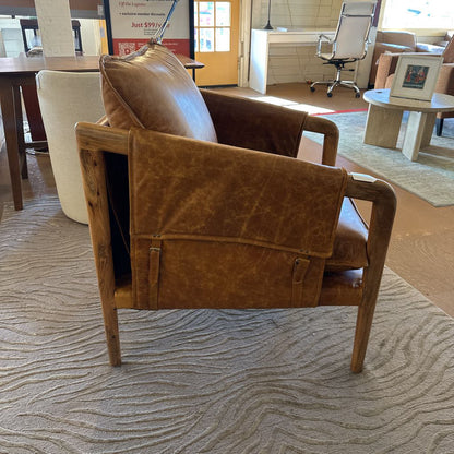 Torsten Chair U ACCENT CHAIRS