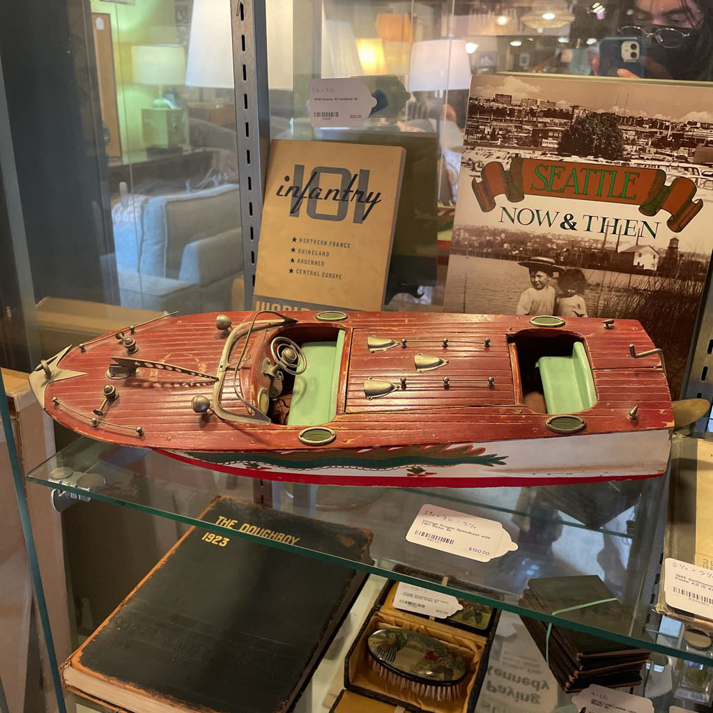 Vintage Dragon Speedboat with TMY Motor