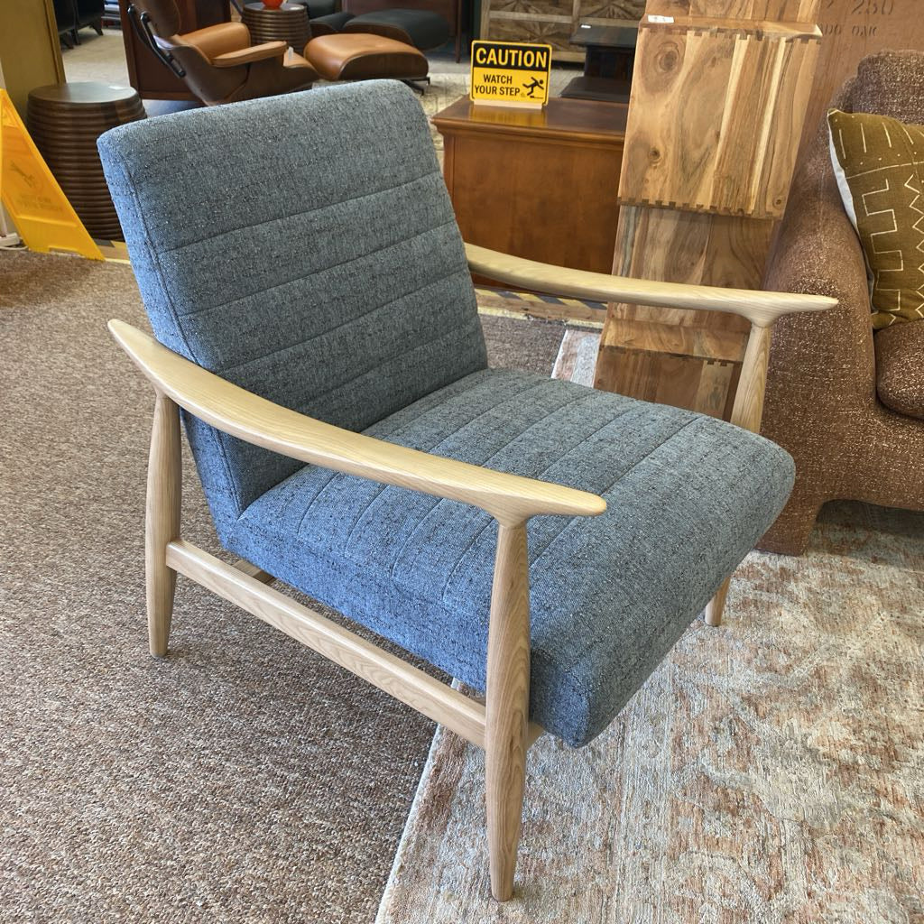 Otun Dusty Blue Accent Chair U ACCENT CHAIRS