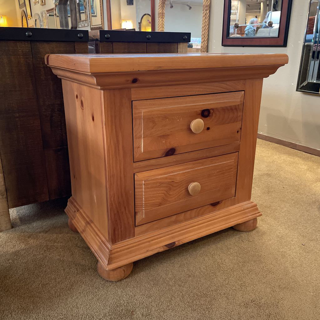 Pine Broyhill Nightstand C NIGHTSTANDS