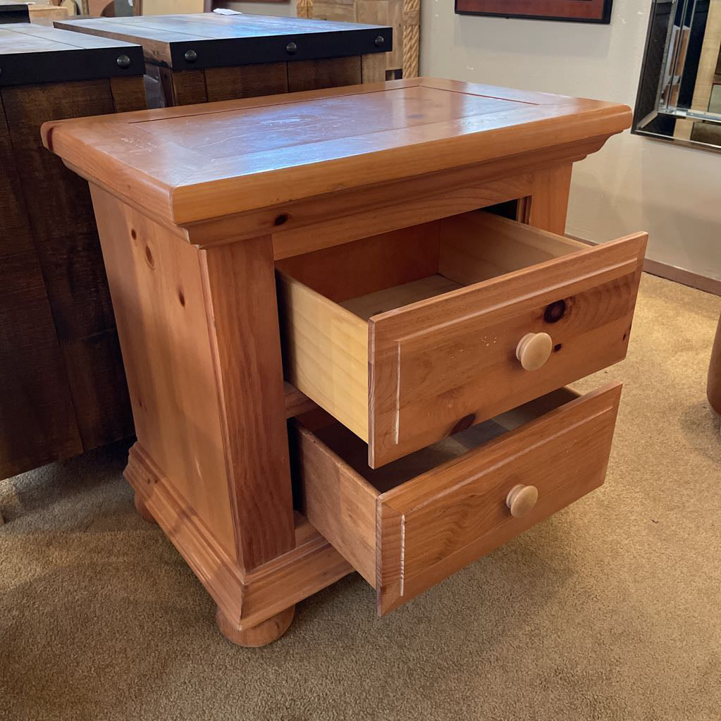 Pine Broyhill Nightstand C NIGHTSTANDS