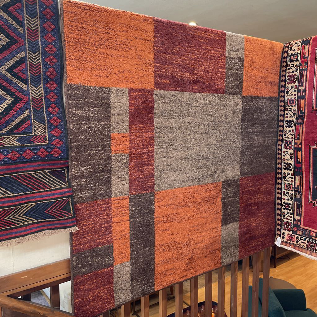 5x8 Red, Orange & Brown Square Rug RUGS