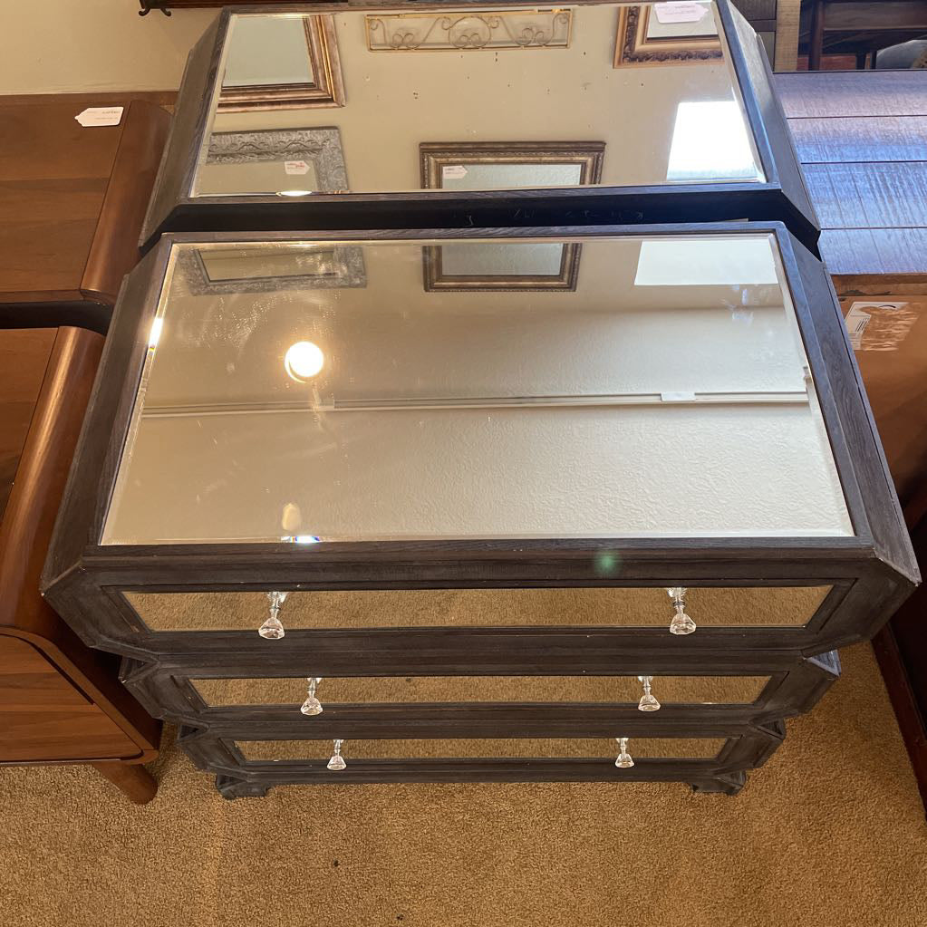 Geometric Mirrored 3 Drawer Nightstand C NIGHTSTANDS