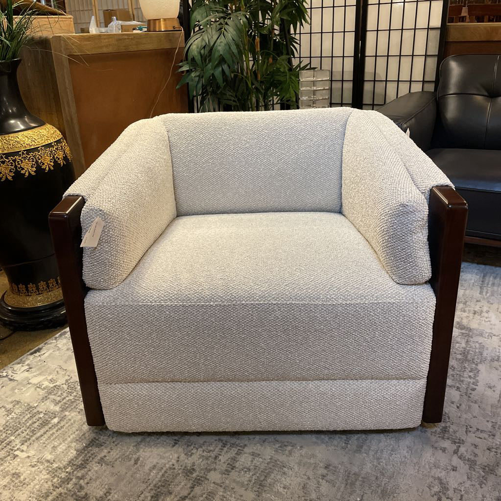 Mirim Linen Accent Chair U ACCENT CHAIRS