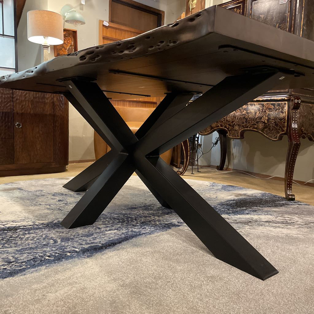 Eberhard Dining Table