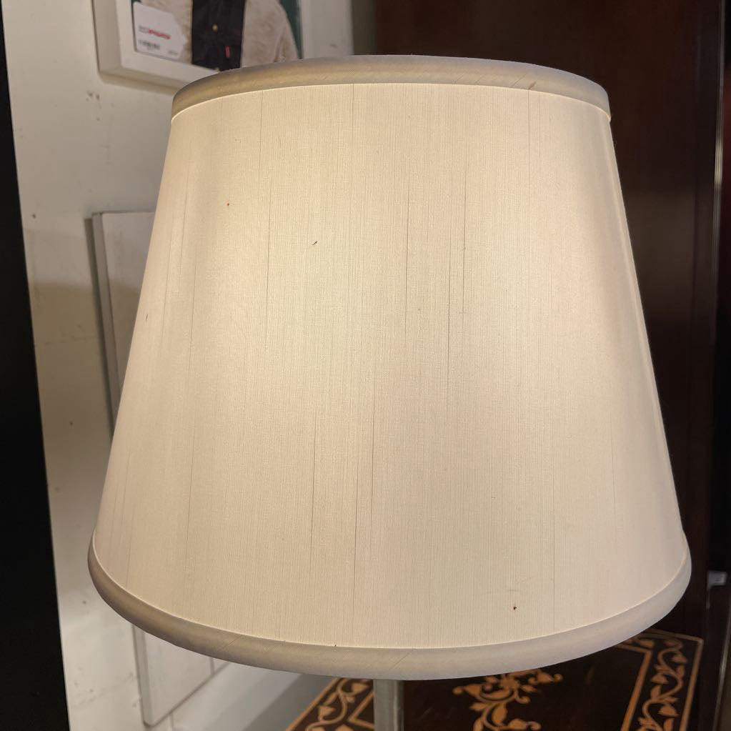 Hinge Top Table Lamp with Round Base LAMPS