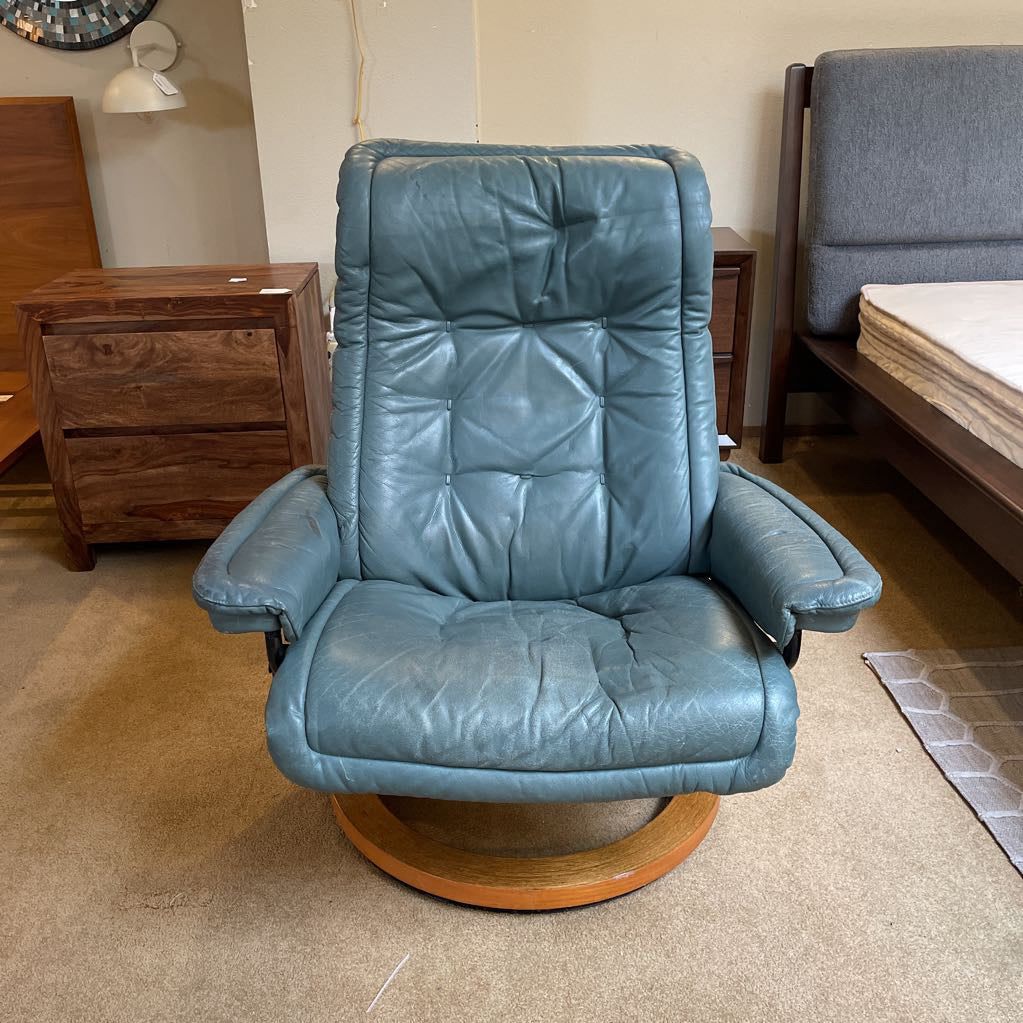 Ekornes Stressless Teal Leather Recliner Chair U ACCENT CHAIRS