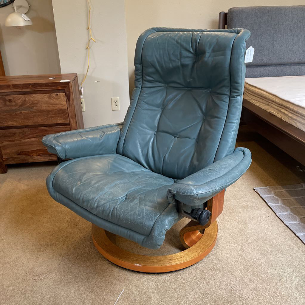 Ekornes Stressless Teal Leather Recliner Chair U ACCENT CHAIRS