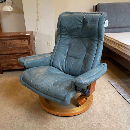Ekornes Stressless Teal Leather Recliner Chair U ACCENT CHAIRS