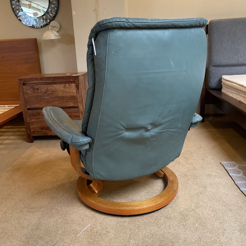 Ekornes Stressless Teal Leather Recliner Chair U ACCENT CHAIRS