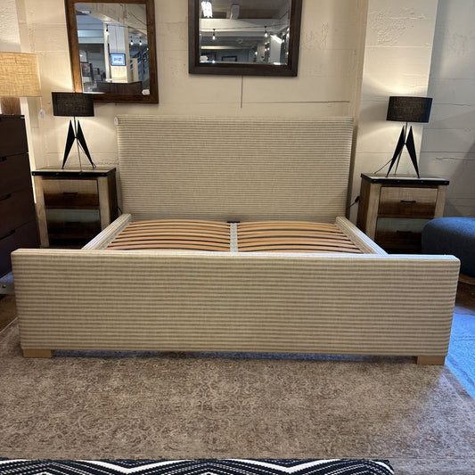 Catalina Bed (King, Tall (48"))