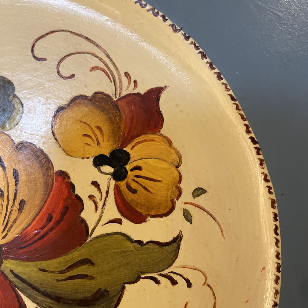 Norwegian Rosemaling Plate with Scalloped Edge UNIQUE FINDS