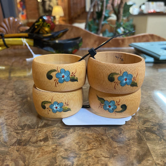 Rosemaling Napkin Ring SET/4 UNIQUE FINDS