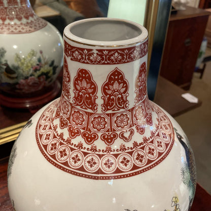 Round Asian vase with Pheasant on Round Stand SMALLS