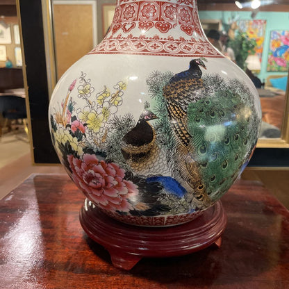 Round Asian vase with Pheasant on Round Stand SMALLS